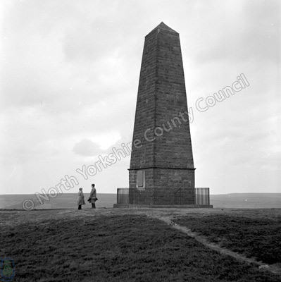 Cook Monument, Easby Moor